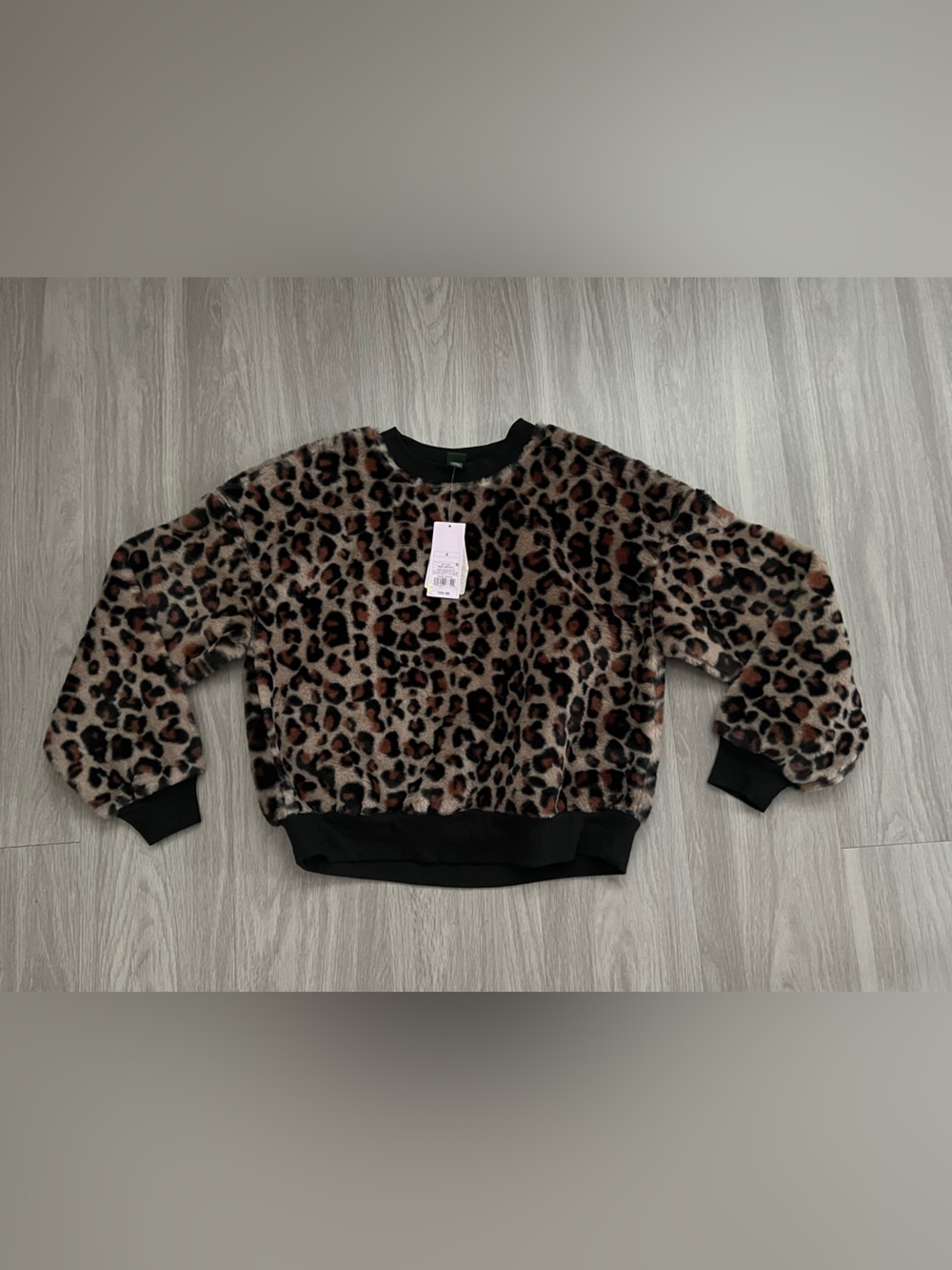 Wild Fable Leopard Print Faux Fur Cropped Sweater Women’s Small NWT